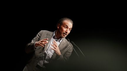 Tariq Ramadan, le 26 avril 2016, à Bordeaux (Gironde). (MAXPPP)