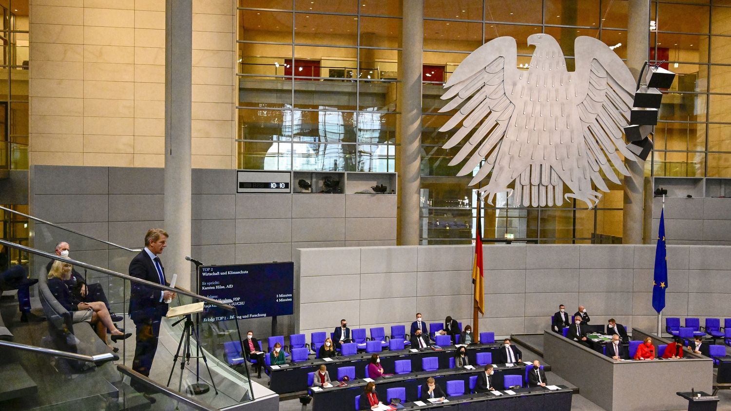 und Deutschland, die Impfpflicht im Parlament