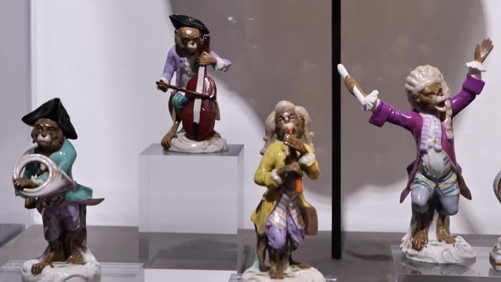 Figurines présentées à l'exposition "Malin comme un singe" (France 3 Normandie)