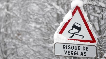 Des naufragés de la neige en Savoie, en Isère et un mort dans le Puy-de-Dôme