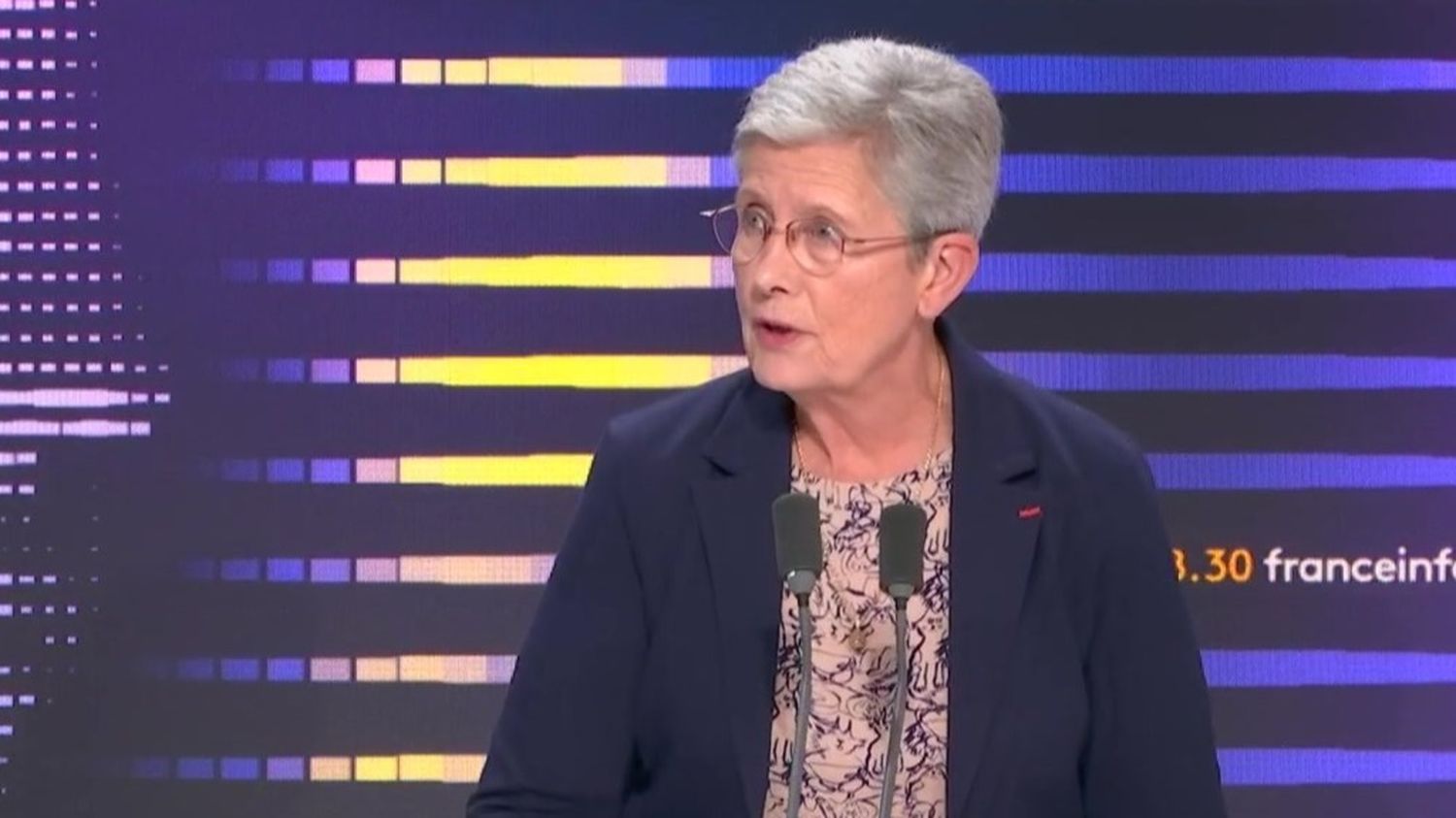 Crise de l'hôpital: "Il faut des moyens, mais aussi des transformations", le 8h30 de Geneviève Darrieussecq