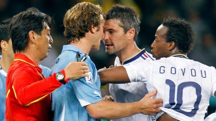  (En 2010 pour leur premier match en Afrique du Sud, les Bleus n'étaient pas parvenus à se défaire de l'Uruguay © Reuters)