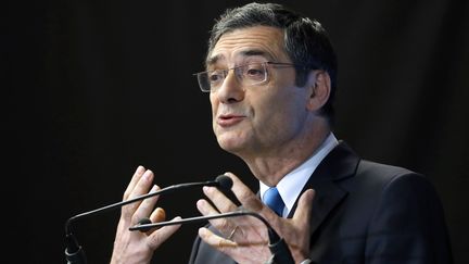 Le député Patrick Devedjian, le 21 septembre 2016 à Boulogne-Billancourt. (PATRICK KOVARIK / AFP)