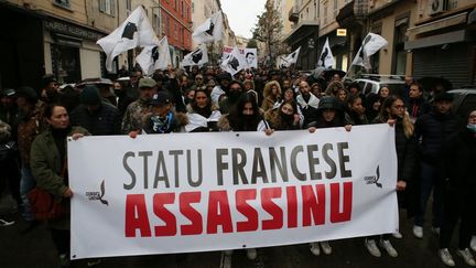 Des centaines de personnes manifestent en soutien à Yvan Colonna, le 13 mars 2022 à Bastia (Haute-Corse). (PASCAL POCHARD-CASABIANCA / AFP)