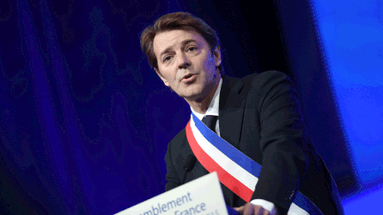 &nbsp; (Le président de l’AMF s’est engagé à ne pas réclamer de loi pour encadrer les pratiques des maires afin qu’ils respectent une stricte laïcité © MaxPPP)