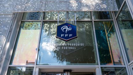 Le siège de la Fédération française de football, le 4 octobre 2024. (RICCARDO MILANI / HANS LUCAS / AFP)