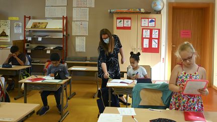 Une salle de classe à Strasbourg (Bas-Rhin). (FREDERICK FLORIN / AFP)