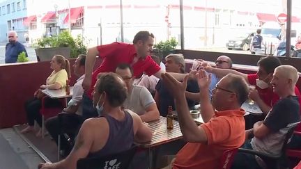 France-Allemagne : de nombreux Français vont suivre le match dans des fan zones ou en terrasses (France 2)