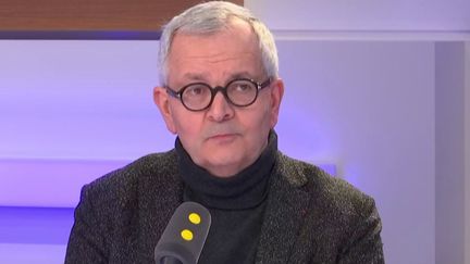 Hubert Carré, directeur du Comité national des pêches, était l'invité de L'interview éco, lundi 11 mars sur franceinfo. (FRANCEINFO / RADIO FRANCE)