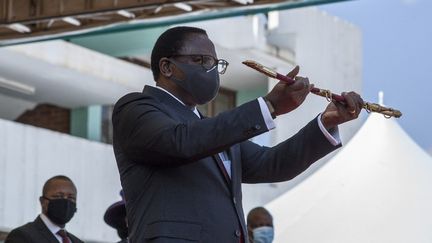 Le président du Malawi, Lazarus Chakwera, lors de son investiture au Kamuzu Baracks, à Lilongwe, le 6 juillet 2020. (AMOS GUMULIRA / AFP)