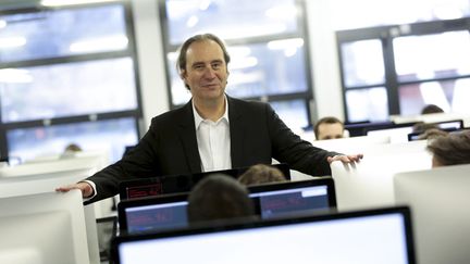 &nbsp; (Illustration : Xavier Niel dans son école informatique 42, en 2014 © MaxPPP)