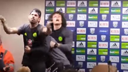 David Luiz et Diego Costa kidnappent leur entraîneur Antonio Conte