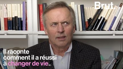 Avant de devenir une grande figure de la littérature, John Grisham était un simple avocat d'une petite ville du Mississippi. Voici son histoire.