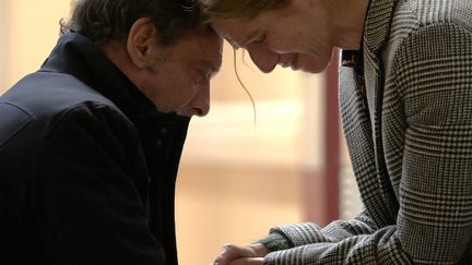 Vincent Lindon et Sandrine Kiberlain dans "Un autre monde", de Stéphane Brizé. (2020 NORD OUEST FILMS / MICHAEL CROTTO / DIAPHANA DISTRIBUTION)