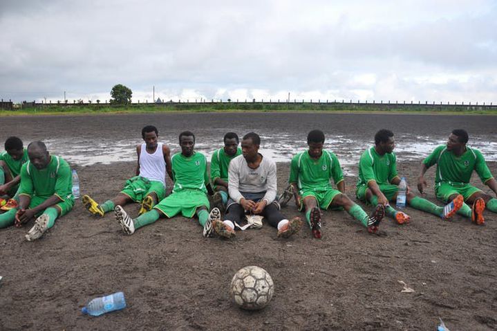 Les joueurs en Afrique de l’Ouest exècrent les conditions dans lesquelles ils doivent s’entraîner.  (Uroš Kovač.)