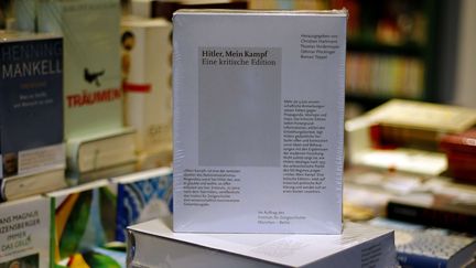 "Mein Kampf d'Hitler. Une édition critique", publiée en Allemagne.
 (Matthias Schrader/AP/SIPA)