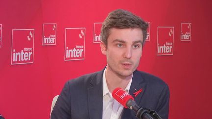 Léon Deffontaines, tête de liste du Parti communiste français (PCF) aux élections européennes, vendredi 22 mars 2024 sur France Inter. (FRANCE INTER / RADIO FRANCE)