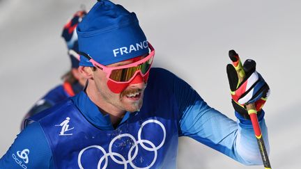 Le fondeur français Hugo Lapalus, lors du skiathlon olympique de Pékin, le 6 février 2022. (MILLEREAU PHILIPPE / KMSP / AFP)