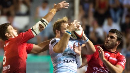 Antonie Claassen et les Racingmen ont lancé leur saison par une victoire à Mayol  (BERTRAND LANGLOIS / AFP)