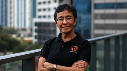 La journaliste philippine&nbsp;Maria Ressa, co-fondatrice de la plateforme numérique de journalisme d'investigation Rappler, et prix Nobel de&nbsp;la paix 2021. (MARK R. CRISTINO / EPA)