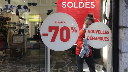 Les soldes à Beasançon (Doubs), en février 2021 (LUDOVIC LAUDE / MAXPPP)