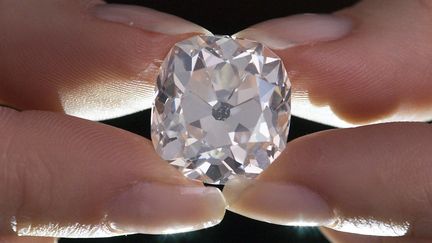 Un diamant... conçu en laboratoire par des Français