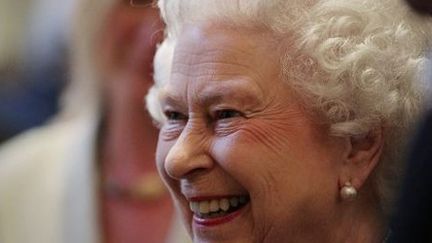 La Reine Elizabeth II à la Société royale de géographie, à Londres, le 29 mai 2013. (AFP/YUI MOK)