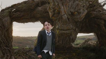 Lewis MacDougall dans "Quelques minutes après minuit" de Juan Antonio Bayona
 (2015 A Monster Calls A.I.E. / Quim Vives)