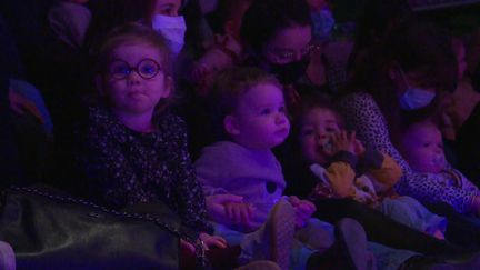 Un baby concert organisé à la coopérative de Clermont-Ferrand (FRANCE 3)