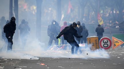 Manifestations : un fichier pour les casseurs ?