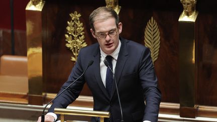 Le député Pierre Cazeneuve d'Ensemble pour la République à l'Assemblée nationale le 8 octobre 2024. (THOMAS SAMSON / AFP)