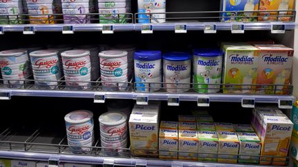 Plusieurs dizaines de nourrissons identifiés avaient été atteints de salmonellose fin 2017, après avoir consommé un produit pour enfant, notamment de la marque Picot du groupe Lactalis. (GUILLAUME SOUVANT / AFP)