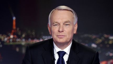 Jean-Marc Ayrault, le 6 novembre 2012 sur le plateau de TF1. (THIBAULT CAMUS / AFP)