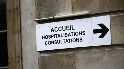 L'hôpital, la fonction publique et les campagnes mécontents du couple Macron/Philippe