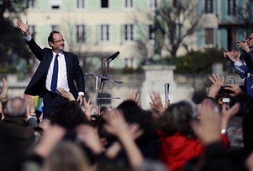 Le 13 mars, François Hollande inaugure la mode des meetings en plein air, à Valence. (Fred Dufour/AFP)