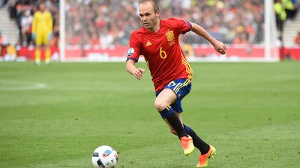 Le milieu de l'équipe d'Espagne, Andres Iniesta, lors du match contre la République tchèque, lundi 13 juin à Toulouse (Haute-Garonne). (REMY GABALDA / AFP)