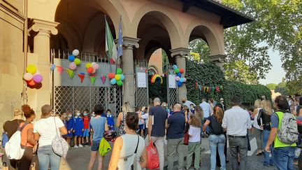 La rentrée&nbsp;scolaire le 14 septembre 2020 dans un école primaire du centre historique de Rome. (BRUCE DE GALZAIN / RADIO FRANCE)