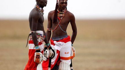 et des terres sont de plus en plus violents suite à l’arrivée des armes à feu au sein des tribus. Rétablir la paix et le dialogue entre les communautés pastorales rivales est aussi un enjeu important pour les Maasai Cricket Warriors. (REUTERS/Thomas Mukoya)