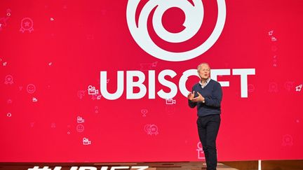 Le PDG d'Ubisoft, Yves Guillemot, lors d'une conférence de presse à Los Angeles (Californie), le 10 juin 2019. (ROBYN BECK / AFP)