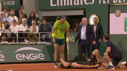 Roland-Garros : Alexander Zverev se blesse à la cheville lors d'une demi-finale contre Rafael Nadal