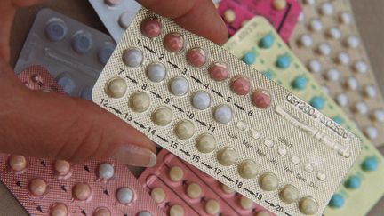 Selon une &eacute;tude britannique publi&eacute;e mardi 10 juillet, la contraception permet de sauver la vie de pr&egrave;s de 250 000 femmes dans le monde chaque ann&eacute;e. (FLORENCE DURAND / SIPA)