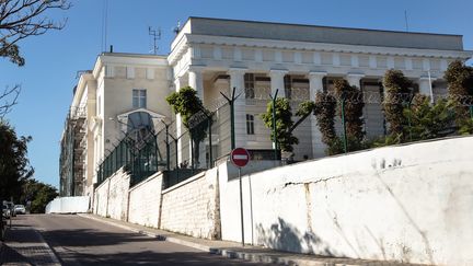 Le quartier général de la flotte russe de la mer Noire à Sébastopol, dans la province annexée de Crimée, le 31 juillet 2022.&nbsp; (STRINGER / AFP)