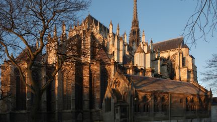 La cath&eacute;drale d'Amiens, &eacute;rig&eacute;e au XIII&egrave;me si&egrave;cle, est la plus vaste cath&eacute;drale de France de par ses volumes int&eacute;rieurs : plus de 200 000 m3 ! (MANUEL COHEN / AFP )