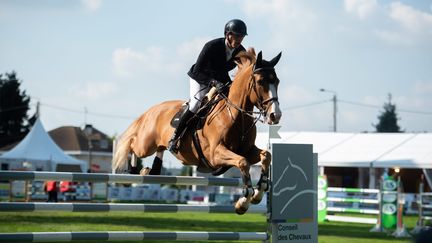 Le cavalier Edouard Mathé, le 16 septembre 2021 au Jumping international de Maubeuge (Nord). (MAXPPP)