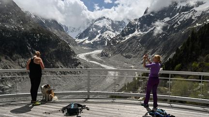 Environnement : les glaciers du massif du Mont-Blanc menacés par le réchauffement climatique