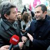 Jean-Luc Mélenchon et Benoît Hamon, le 21 janvier 2010 lors d'une manifestation à Paris. (CHAMUSSY / SIPA)