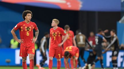 Les Diables rouges après leur défaite contre la France en demi-finale de la Coupe du monde, le 10 juillet 2018 à Saint-Pétersbourg. (GABRIEL BOUYS / AFP)