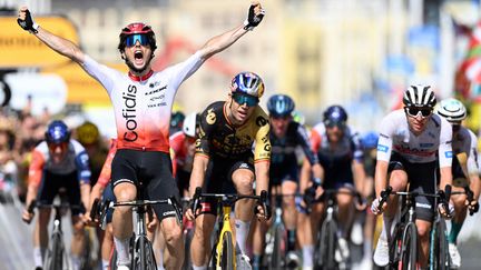 Victor Lafay a remporté dimanche 2 juillet sa première victoire sur le Tour de France à Saint-Sébastien (JASPER JACOBS / AFP)