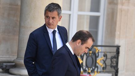 Le ministre de l'Intérieur, Gérald Darmanin, devant le palais de l'Elysée à Paris, le 29 juillet 2022. (ALAIN JOCARD / AFP)