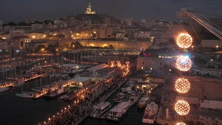 A Marseille, le Vieux-Port enflammé a attiré 400.000 personnes les 3-4 mai 2013
 (BORIS HORVAT / AFP)